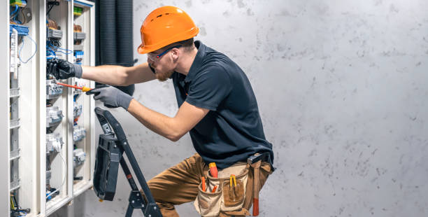 Best Emergency Electrician Near Me  in Fort Meade, FL
